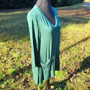 Grn Lng Slv Tunic Tee Sm NEW